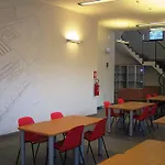 Open011 Hostel *
