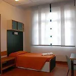 Hostel Open011 *