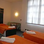 Hostel Open011 Torino