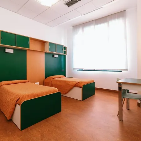 Hostel Open011