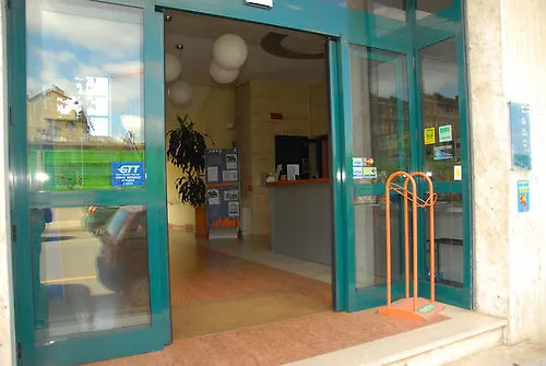 Open011 Vandrarhem *